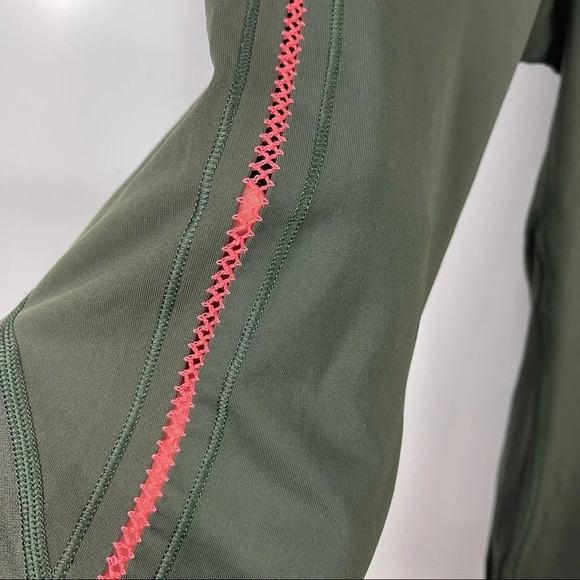 Lululemon Green Vent It Out Cropped Leggings Running Tights - Picture 9 of 11